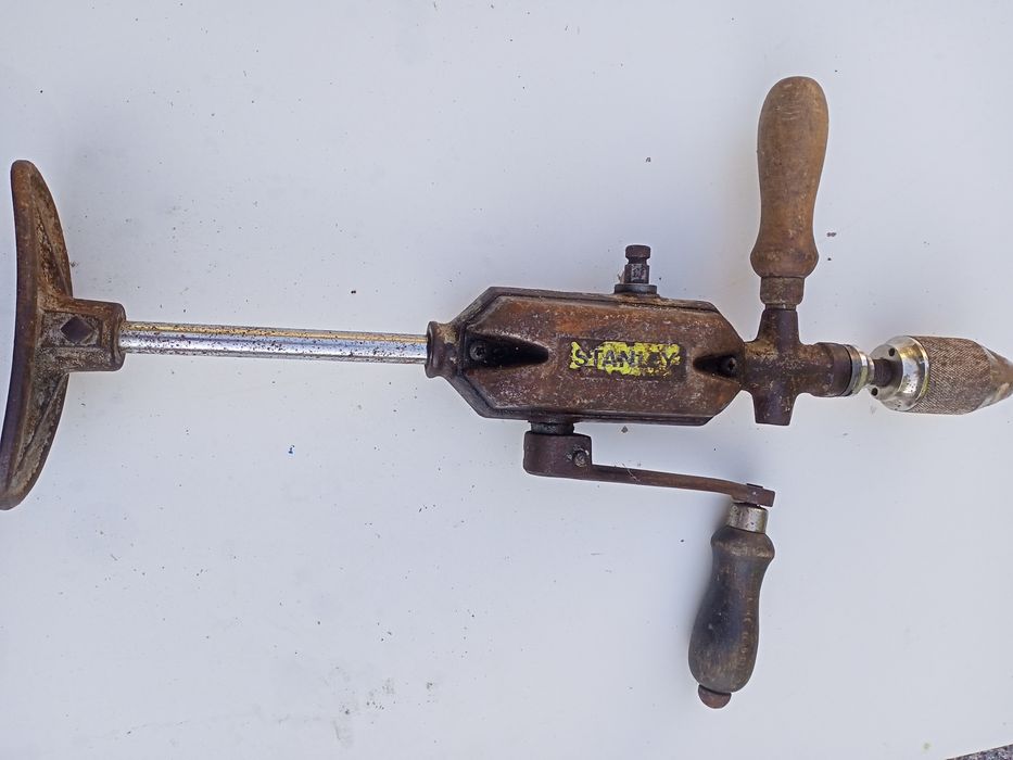 Maquina furar manual