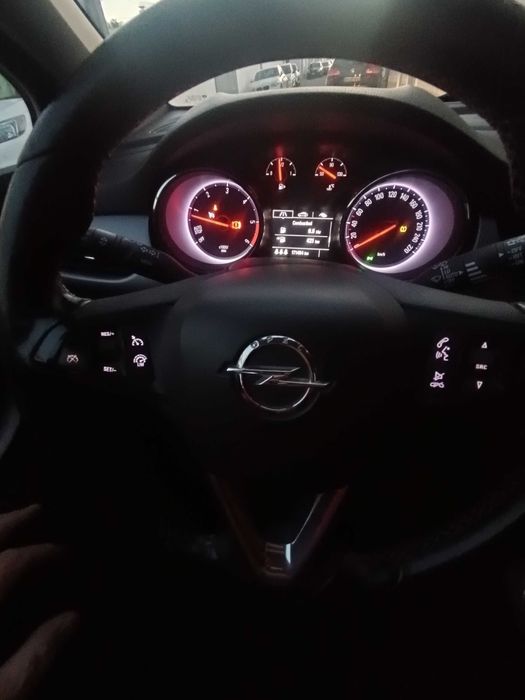 Opel Astra K 1.6 sporttourrer de 2016