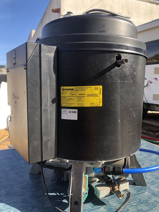 Se vende aquecedor Truma Combi