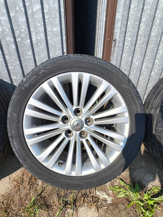 Alufelgi 18 5x120 Opel Insignia z oponami 245/45 R18