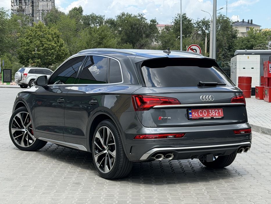 Продам Audi SQ5 2024