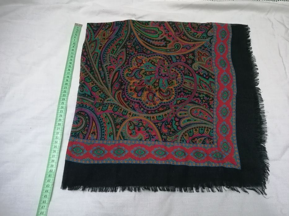 Lenços antigos de cabeça