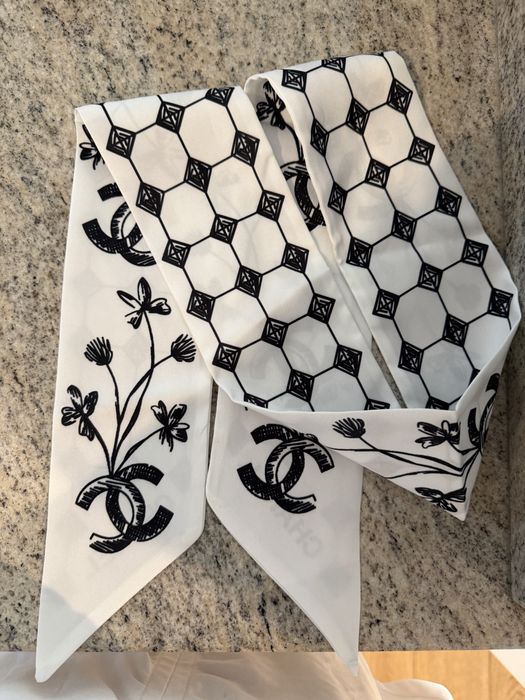 Apaszka Twilly bandeau 100% jedwab chanel nowa z pudelkiem