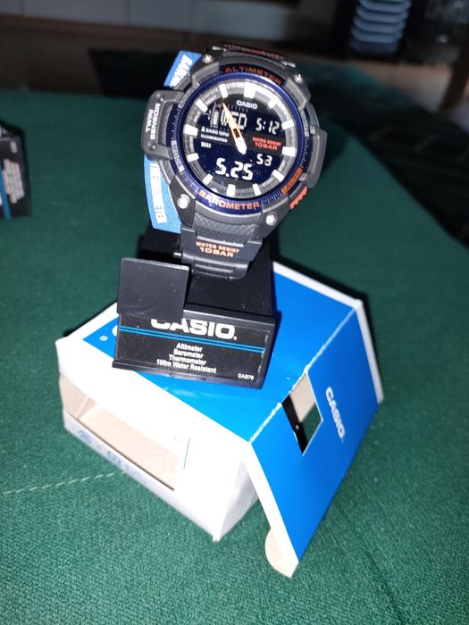 Casio Termometr barometr 10Bar