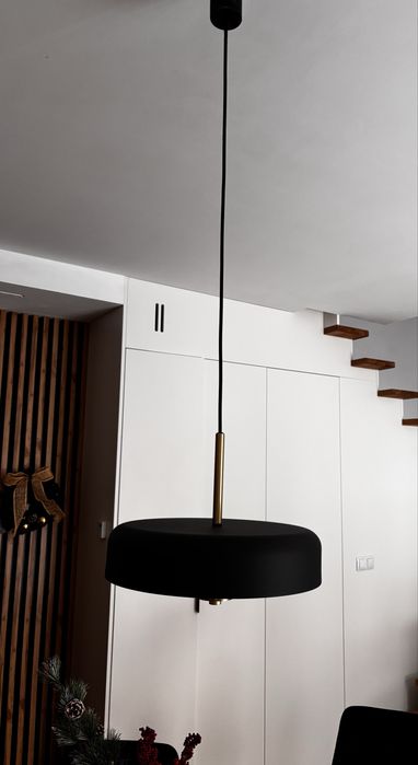 Lampa sufitowa czarna