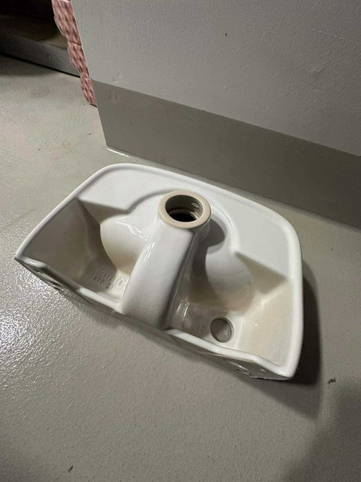 KOŁO Style Umywalka 36 cm z otworem po prawej