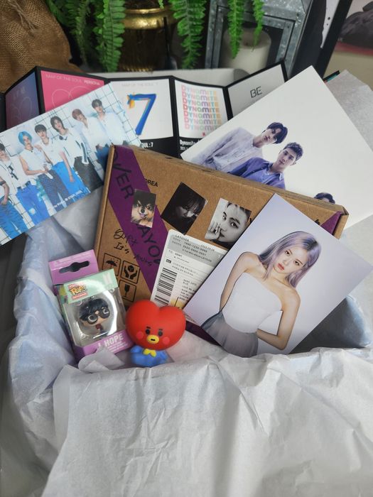 Kpop Mystery Box
