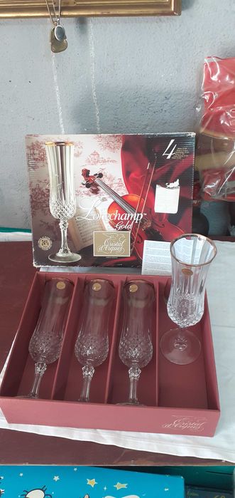 Artigos cristal e porcelana