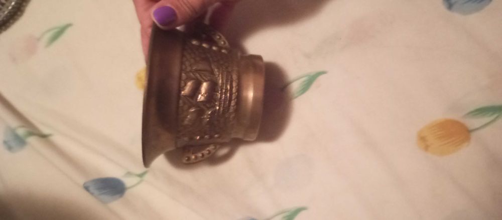 Taça com pormenores trabalhados