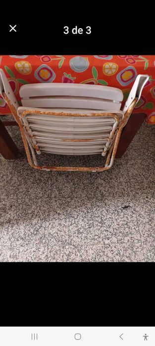 Cadeiras plástico com ferro