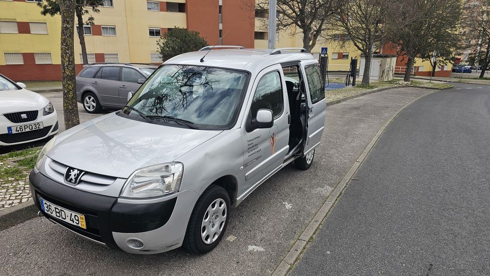 Peugeot partner 1.6 hdi 5 lugares