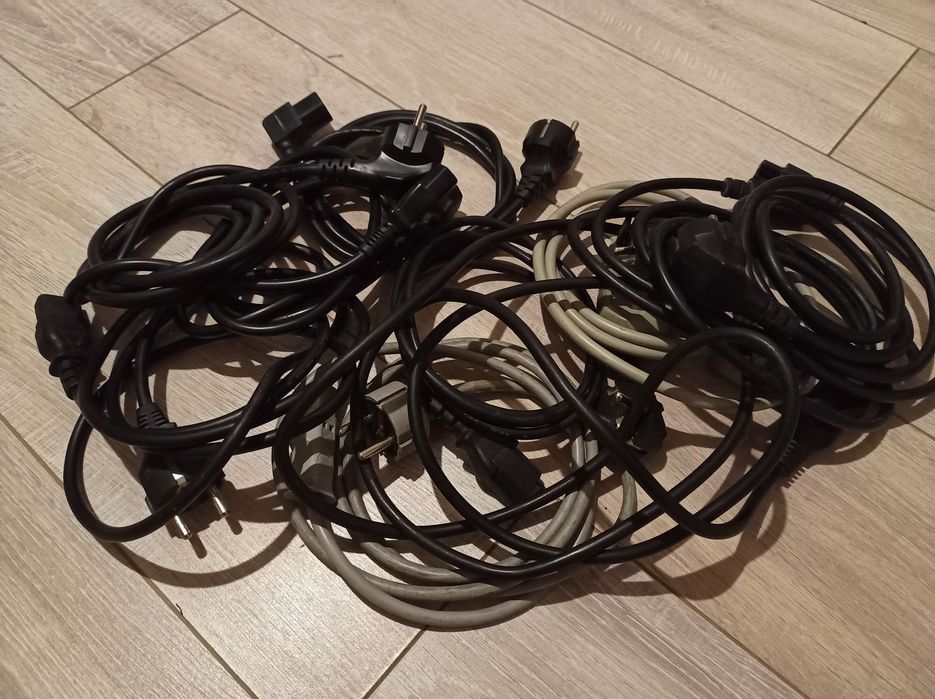 Kabel do komputera zasilający , przewód zasilający komputera 10 sztuk
