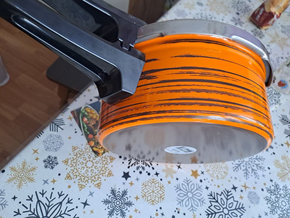 Скороварка нова , Німеччина