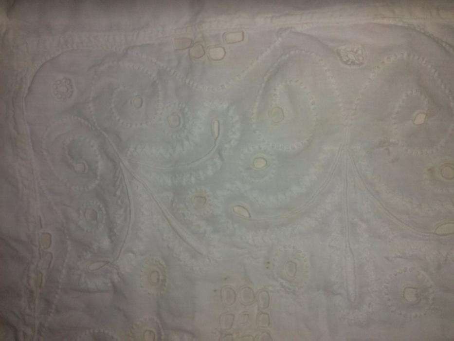 Almofadas antiga bordadas