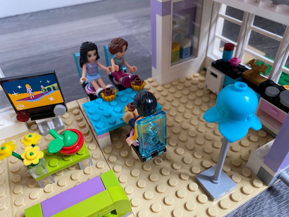LEGO 41095  Friends   Dom Emmy