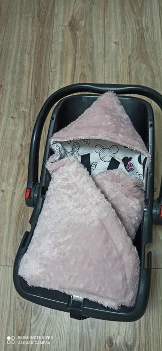 Nowy ocieplacz otulacz śpiworek rożek do fotelika nosidełka