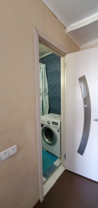 сдам 3комн квартиру на Ромаксе