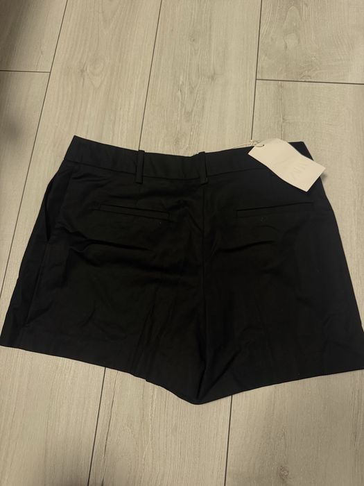 Шорти костюмні чорні Zara нові М