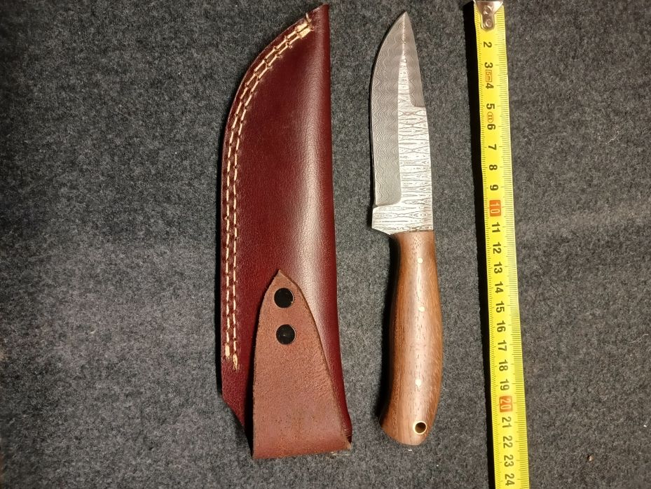 Nóż Damast kuty z pochwą