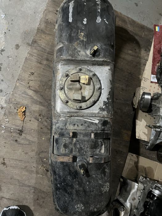 Продам бак топливный левый УАЗ патриот