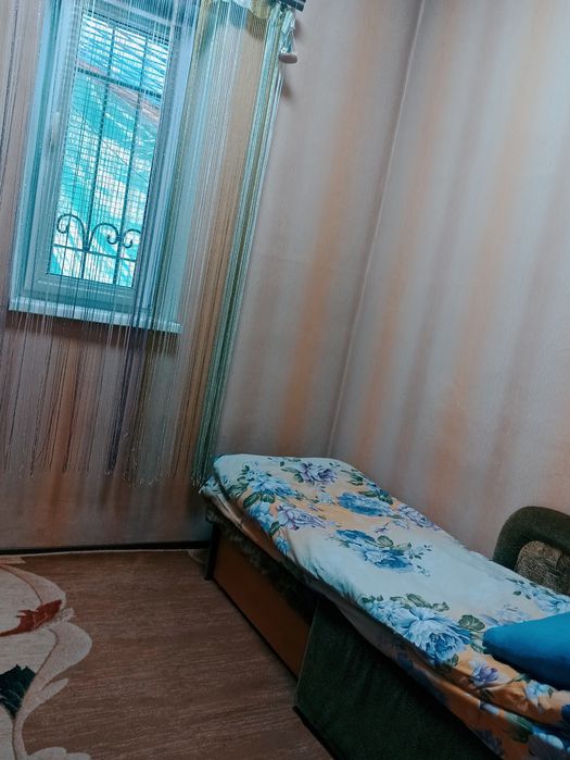 Посуточно квартира 2 кім.  здається