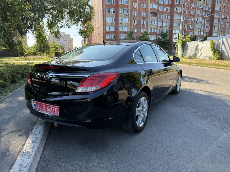 Opel Insignia з Німеччини Розмитнена