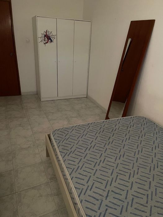 Alugo Quarto no barreiro