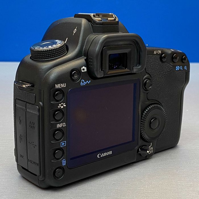 Canon EOS 5D Mark II (Corpo) - 21.1MP