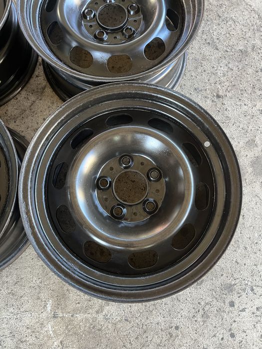 диски 5*120R16 BMW, Volkswagen T5, Renault Trafik. Opel Vivaro