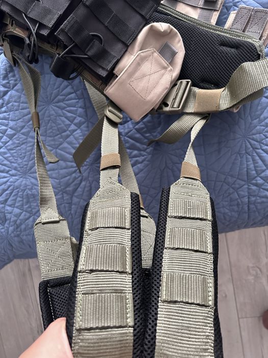 Ремінь з підсумками