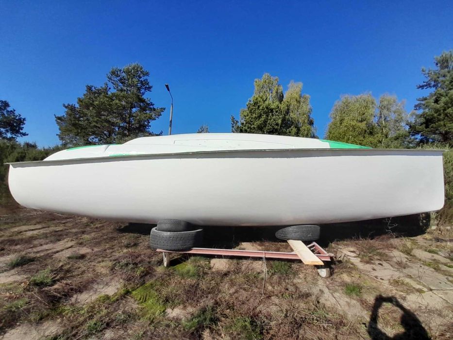 Laminaty / skorupa jachtu żaglowego Hornet 29 - cena brutto / fv 23%