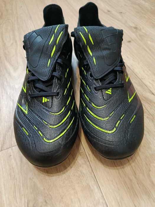 Korki adidas predator 45 1/3 jak nowe