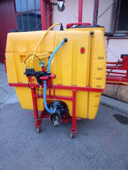 Opryskiwacz Woprol 600l  12m