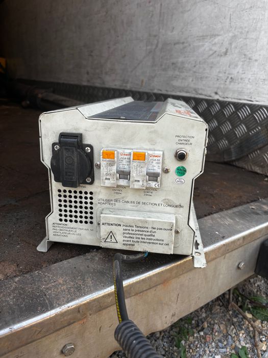 Inversor de 24v para 220v