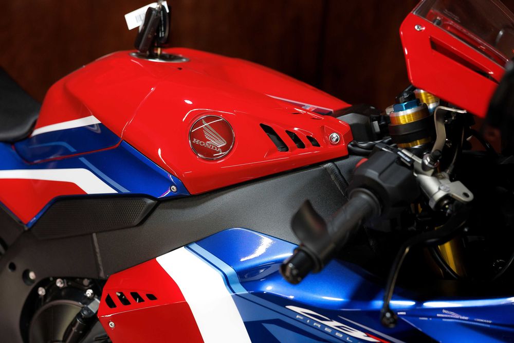 Honda CBR1000RR-R Fireblade SP із Японії