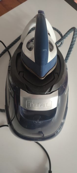 Żelazko z generatorem pary Tefal