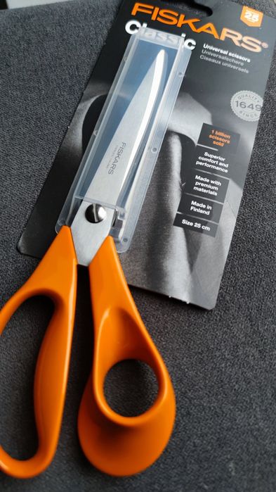Nożyczki Fiskars 25cm Nowe nieużywane krawieckie