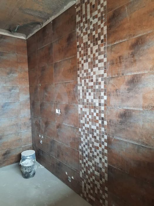 Ladrilhador, Pedreiro e outros acabamentos