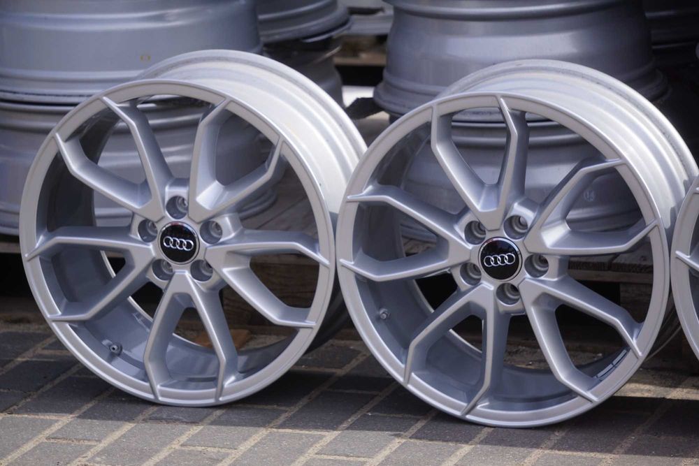 Alufelgi oryginal Audi 5x100 7,5Jx17 et46 cb57,1mm piekne, jak nowe!