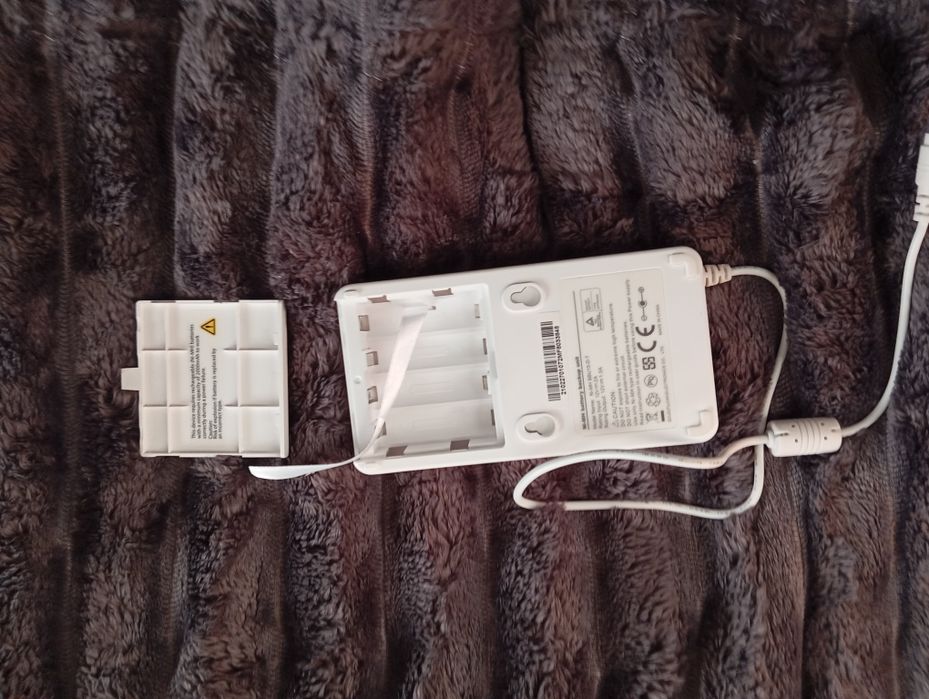 Джерело безперебійного живлення для роутера