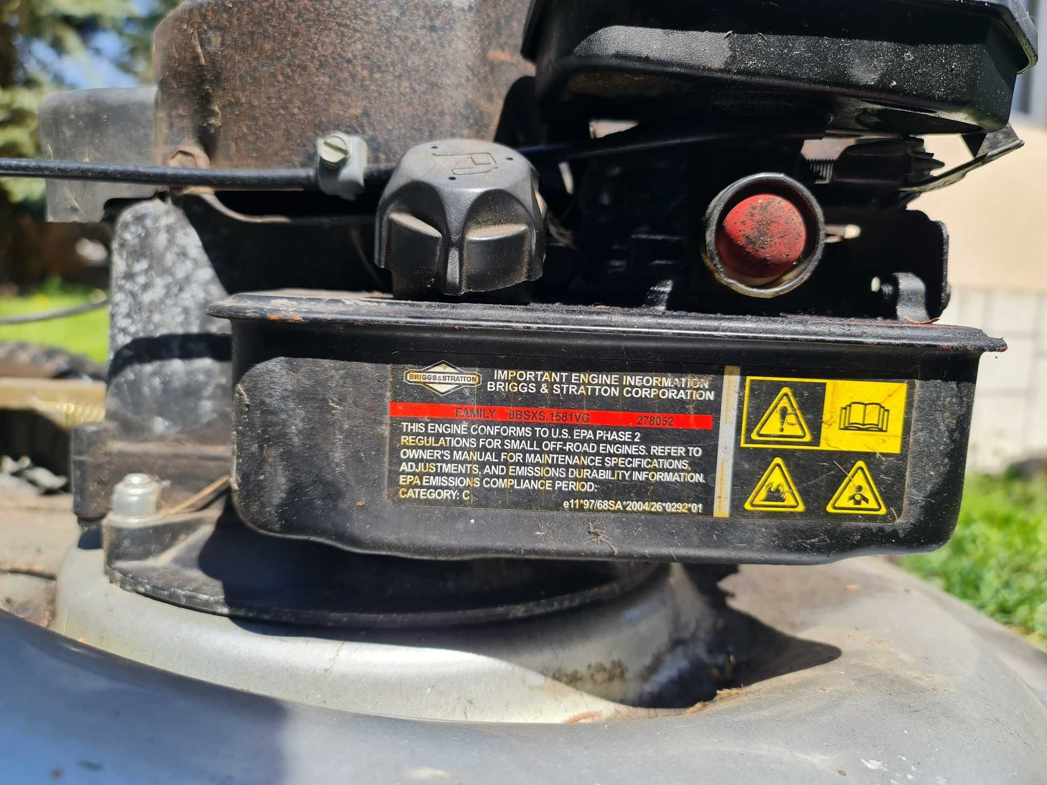 Kosiarka briggs stratton uszkodzona Chrzanów • OLX.pl