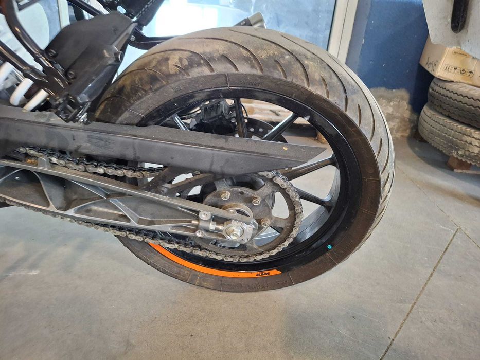 Mota KTM Duke 125