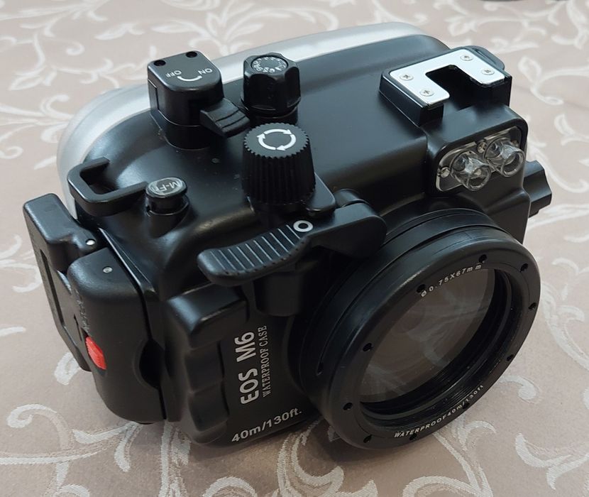Canon M6 + Obiektyw 22mm f/2 + Sea Frogs 40m obudowa podwodna