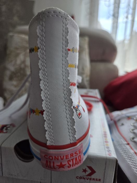 Nowe Converse Hello Kitty