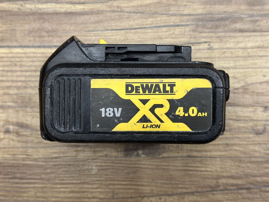 Bateria akumulator 4AH 18V DeWalt
