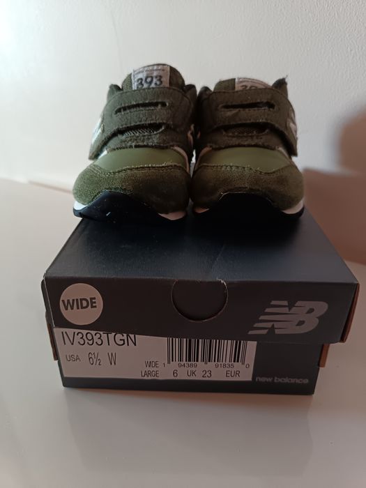 Tênis New Balance tamanho 23