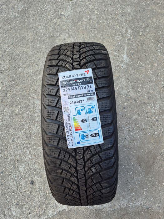 Opona 225.45R18 Kumho Wintercraft wp71 2018r zima nowa