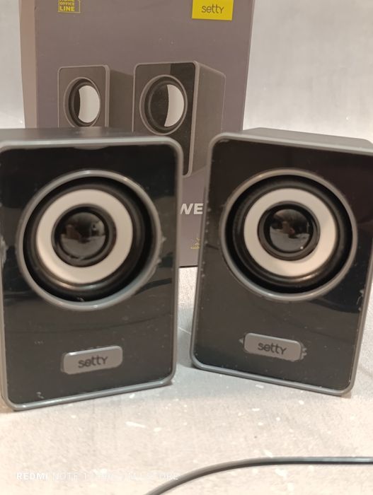 Przewodowe głośniki komputerowe