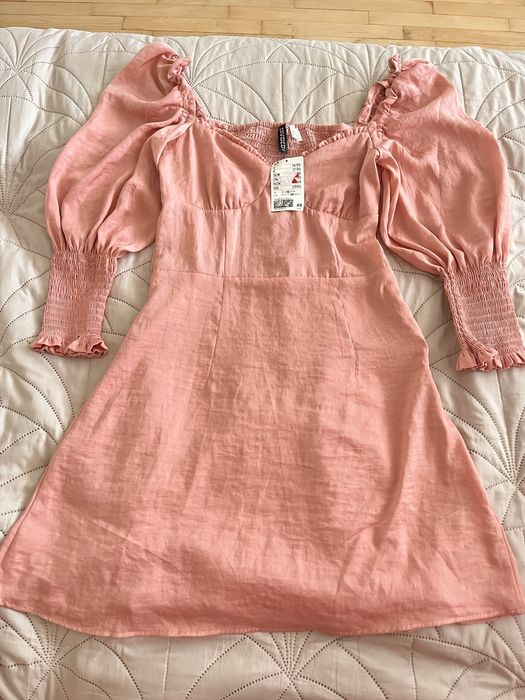 Нова сукня від H&M приємного бевево персикового кольору