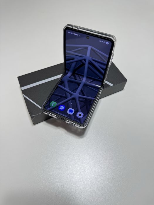 Samsung Galaxy Z Flip 7